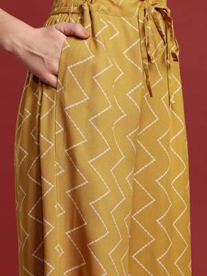 Bold Floral Printed Sequinned Kurta with Salwar Set 4