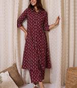 Women Floral Printed Pure Cotton Anarkali Kurta with Trouser