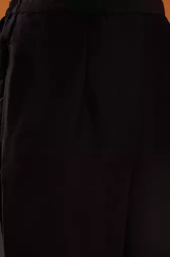 Women Embroidered Regular Thread Work Kurta with Trousers & With Dupatta