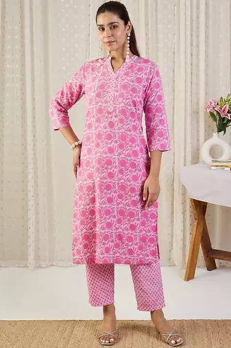 Women Floral Printed Regular Pure Cotton Kurta with Trousers & With Dupatta