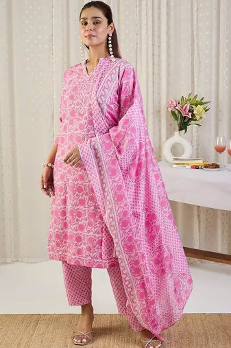 Women Floral Printed Regular Pure Cotton Kurta with Trousers & With Dupatta