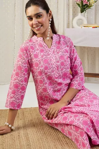 Women Floral Printed Regular Pure Cotton Kurta with Trousers & With Dupatta