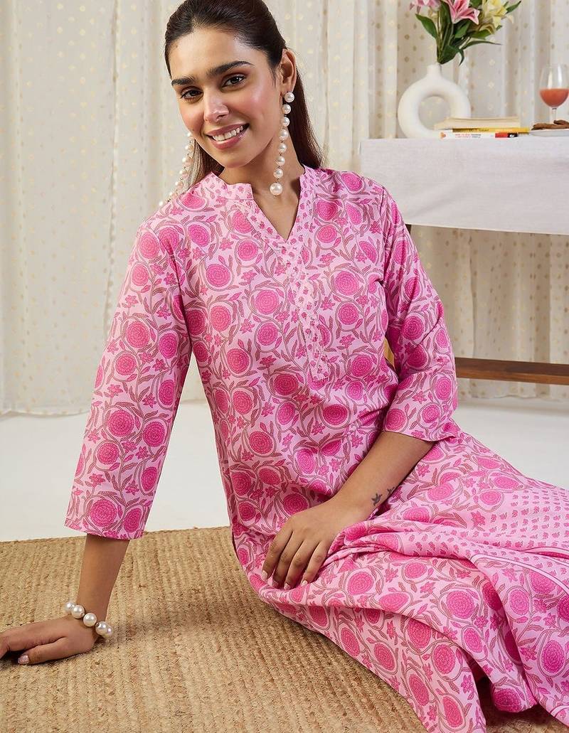Women Floral Printed Regular Pure Cotton Kurta with Trousers & With Dupatta