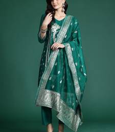 Ethnic Motifs Woven Design Kurta with Trousers & With Dupatta