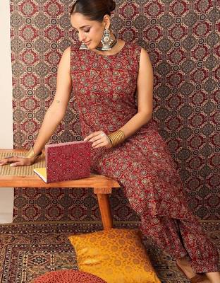 Women Ethnic Motifs Printed Regular Pure Cotton Kurta with Patiala 1
