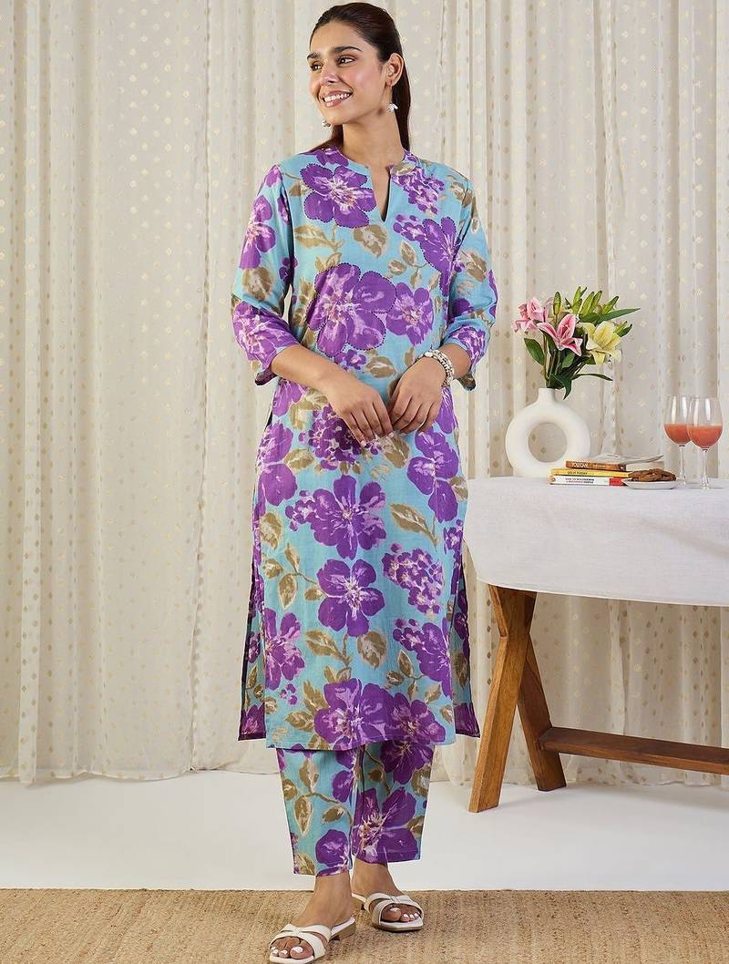 Floral Printed V-Neck Pure Cotton Straight Kurta With Trousers