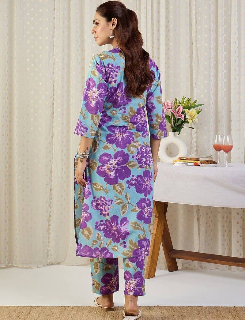Floral Printed V-Neck Pure Cotton Straight Kurta With Trousers