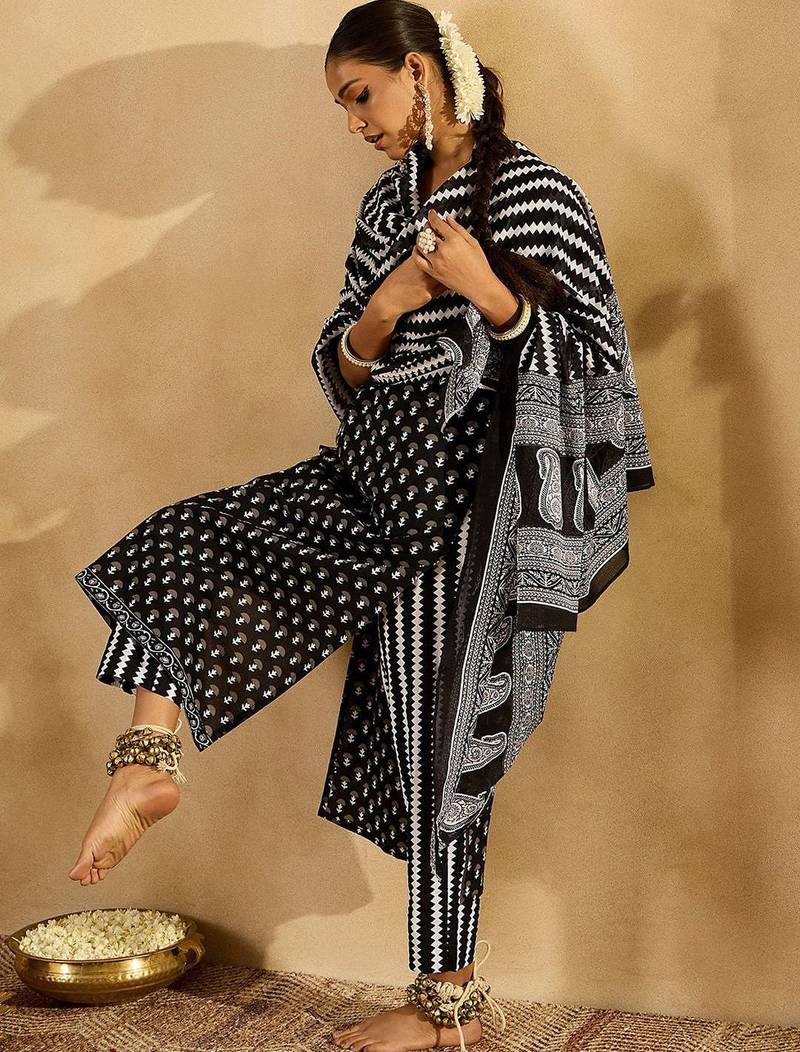 Black Ethnic Motifs Printed Pure Cotton Straight Kurta With Trousers & Dupatta
