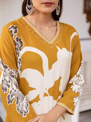 Floral Printed Sequinned Kurta With Salwar 2