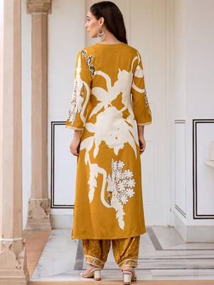 Floral Printed Sequinned Kurta With Salwar 4