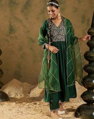 Embroidered Zari Work Regular Sleeves A-line Shape V-Neck Liva Kurta Set 1