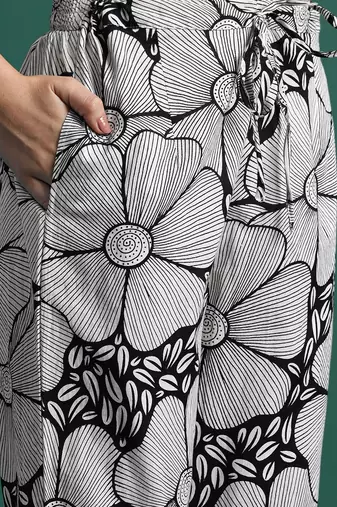 Women Printed Mirror Work Pure Cotton Kurta With Trousers & Dupatta