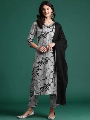 Women Printed Mirror Work Pure Cotton Kurta With Trousers & Dupatta 1