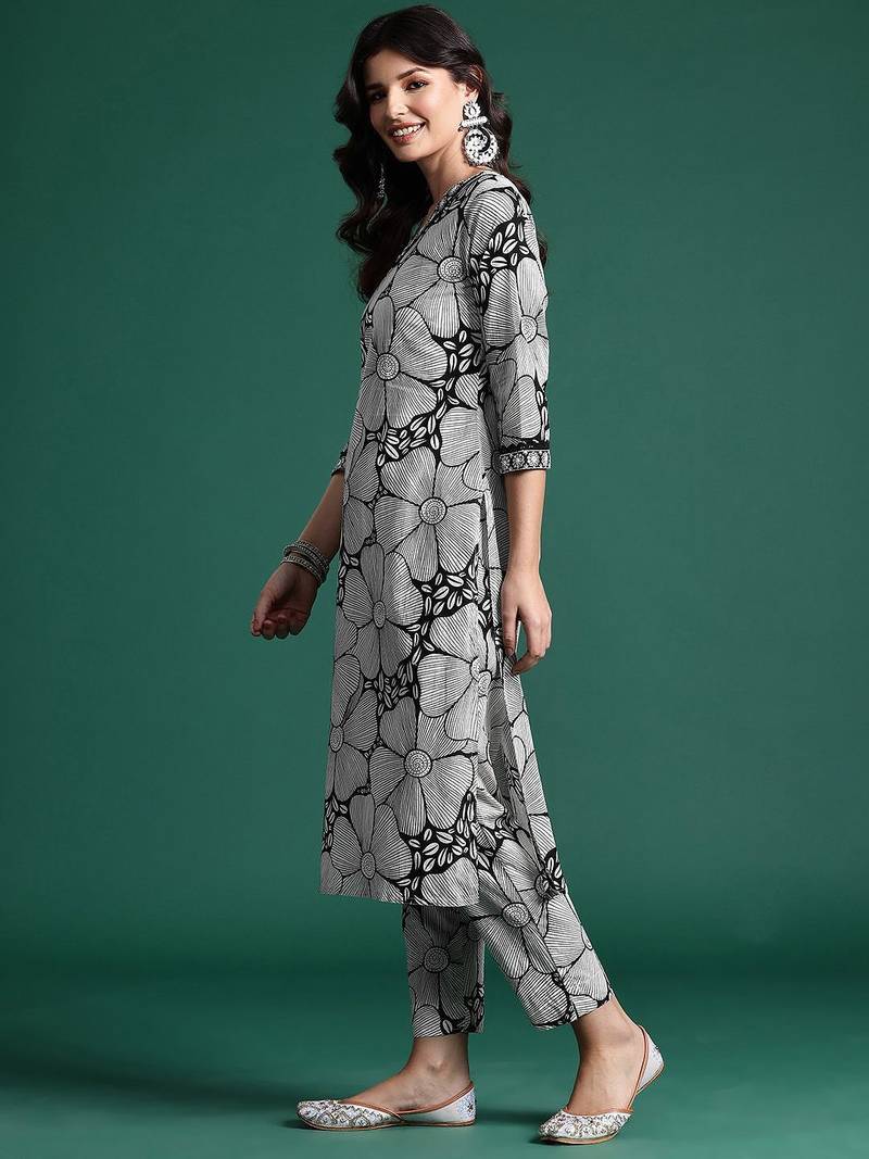 Women Printed Mirror Work Pure Cotton Kurta With Trousers & Dupatta