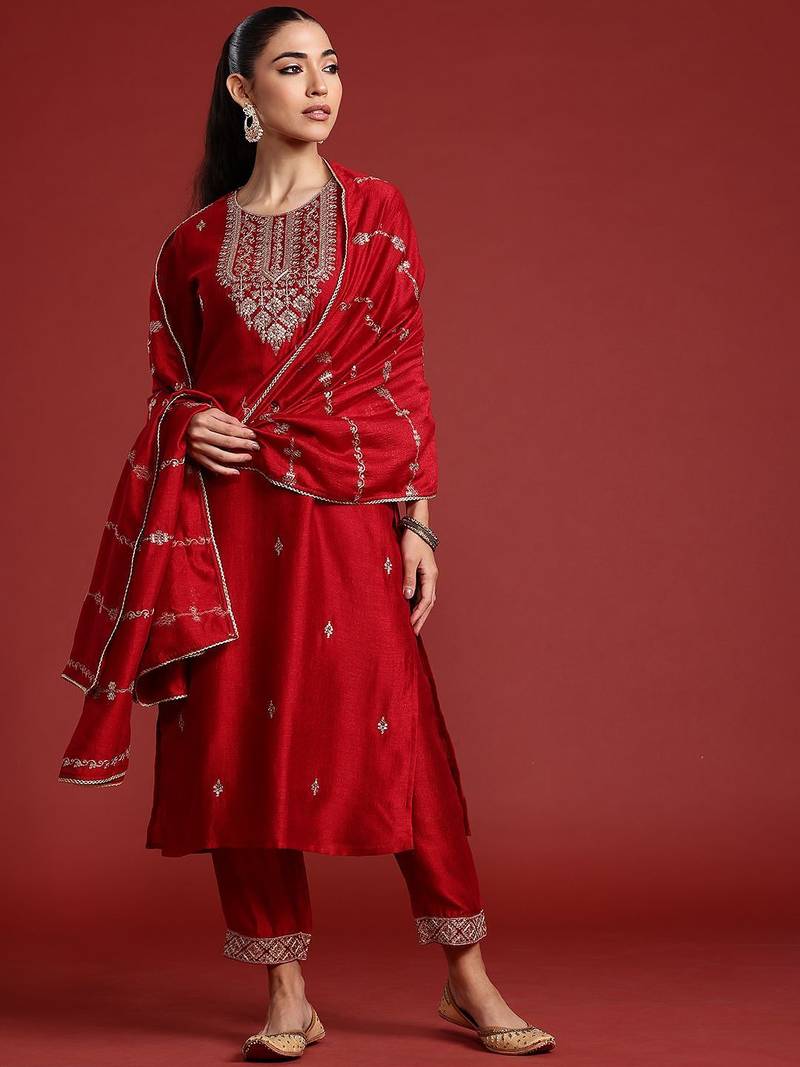 Ethnic Motifs Embroidered Sequinned Kurta With Trousers & Dupatta