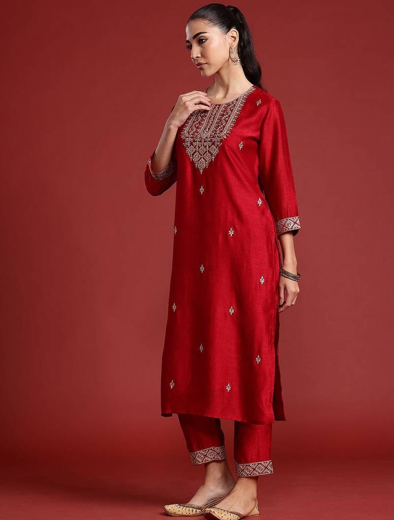 Ethnic Motifs Embroidered Sequinned Kurta With Trousers & Dupatta