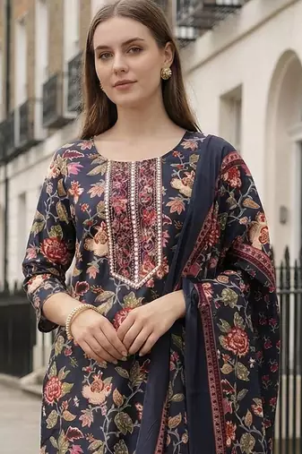 Women Floral Printed Regular Thread Work Kurta with Trousers & With Dupatta