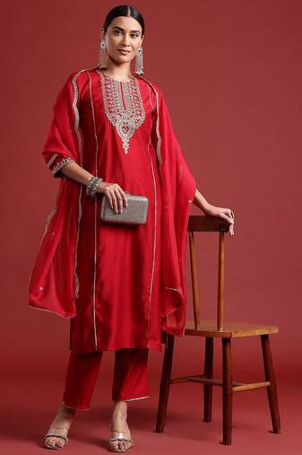 Ethnic Motifs Yoke Design Zari Panelled Liva Kurta With Trousers & Dupatta