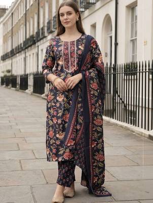 Women Floral Printed Regular Thread Work Kurta with Trousers & With Dupatta 1