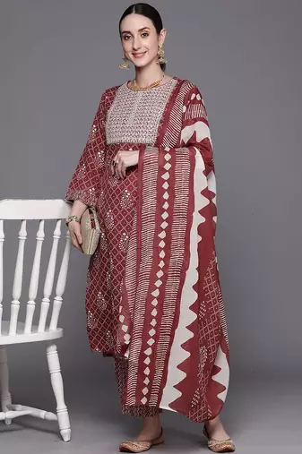 Floral Printed Round Neck Three-Quarter Sleeves Pure Cotton Kurta Set