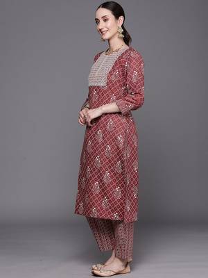 Floral Printed Round Neck Three-Quarter Sleeves Pure Cotton Kurta Set 5