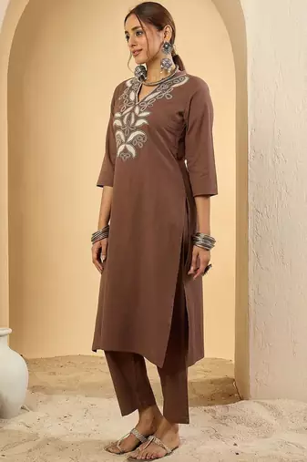 Women Ethnic Motifs Embroidered Regular Thread Work Pure Cotton Kurta with Trousers