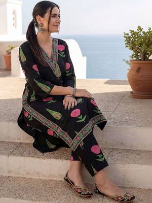 Women Floral Printed Regular Pure Cotton Kurta with Palazzos 2