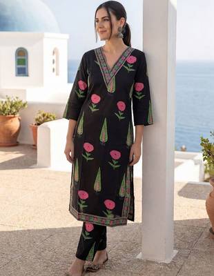 Women Floral Printed Regular Pure Cotton Kurta with Palazzos 3