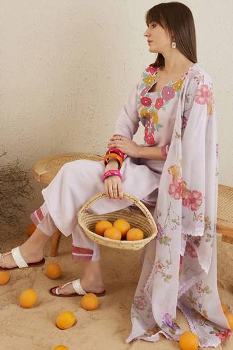 Floral Embroidered Regular Patchwork Kurta with Trousers & Dupatta