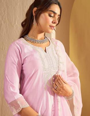 Floral Yoke Design Straight Sequinned Liva Kurta with Trousers & Dupatta 2