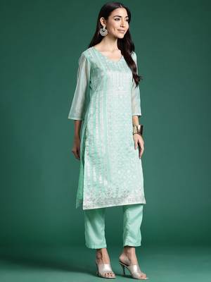 Women Regular Chanderi Silk Kurta with Trousers & With Dupatta 5