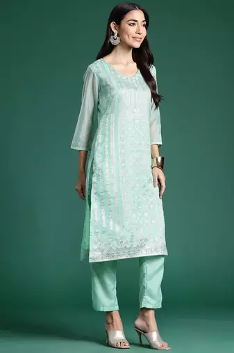 Women Regular Chanderi Silk Kurta with Trousers & With Dupatta