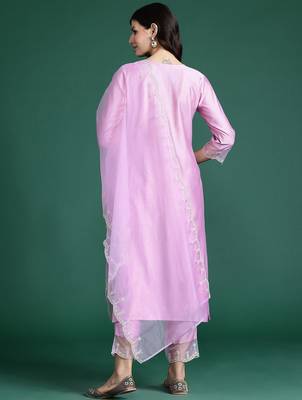 Ethnic Motifs Embroidered Thread Work Liva Kurta with Trousers & With Dupatta 7