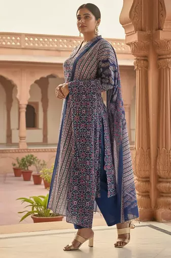 Women Ethnic Motifs Printed Pure Cotton Straight Kurta with Trousers & Dupatta