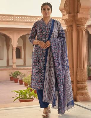 women ethnic motifs printed  cotton straight kurta with trousers & dupatta 5