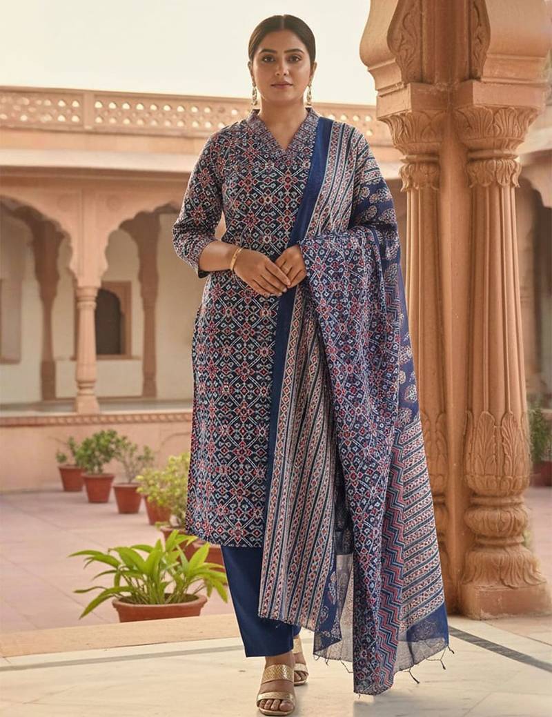 women ethnic motifs printed  cotton straight kurta with trousers & dupatta