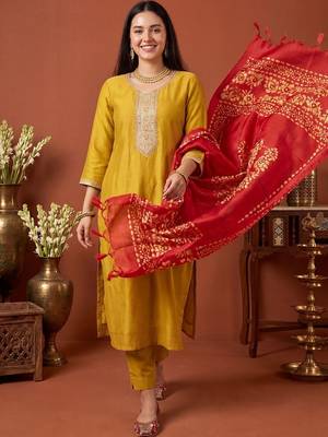 Women Ethnic Motifs Embroidered Regular Thread Work Kurta with Trousers & With Dupatta 1