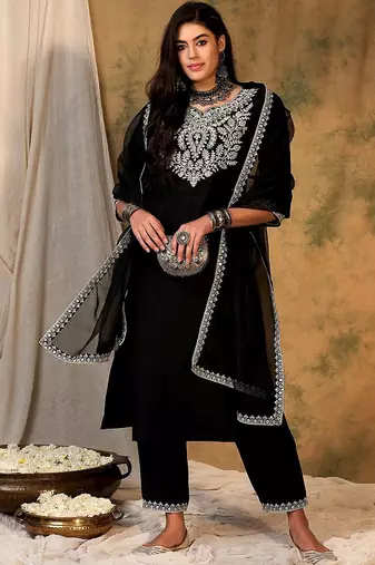 Ethnic Motifs Embroidered Thread Work Kurta With Trousers & Dupatta