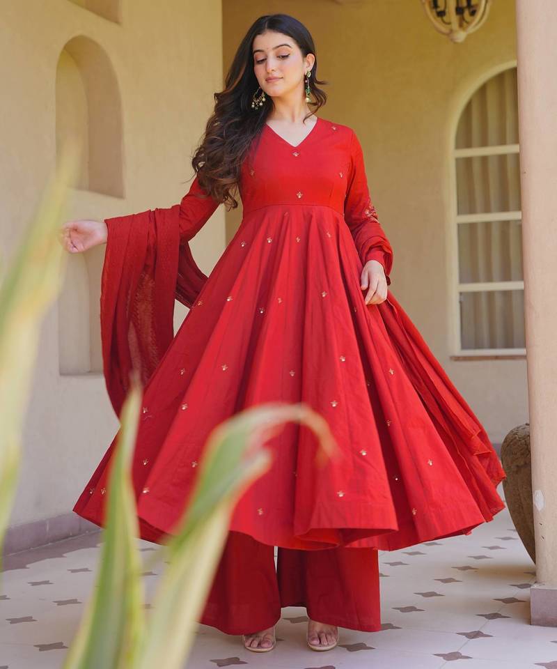 Red Embroidery Work Silk Blend Salwar Suit