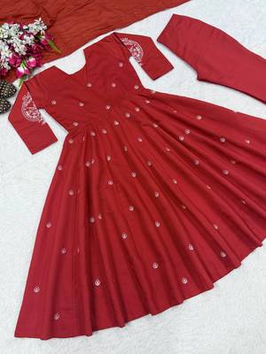 Red Embroidery Work Silk Blend Salwar Suit 5