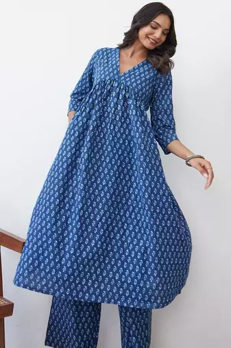 Ethnic Motifs Printed Pure Cotton Kurta With Trousers