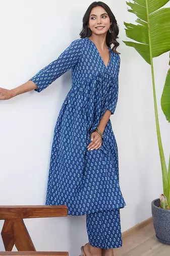 Ethnic Motifs Printed Pure Cotton Kurta With Trousers