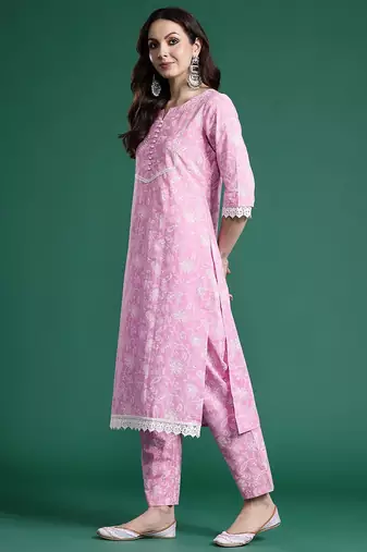 Women Floral Printed Regular Pure Cotton Kurta with Trousers