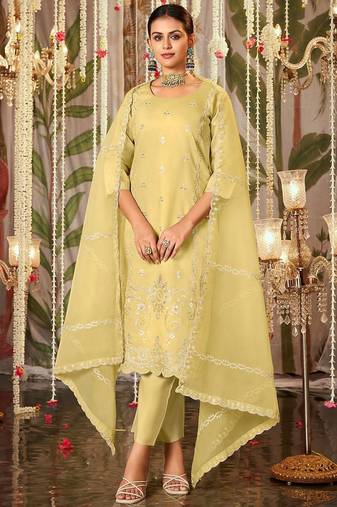 Women Ethnic Motifs Embroidered Regular Thread Work Kurta with Trousers & With Dupatta