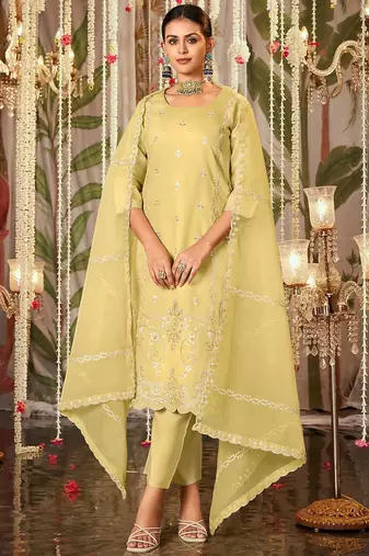 Women Ethnic Motifs Embroidered Regular Thread Work Kurta with Trousers & With Dupatta