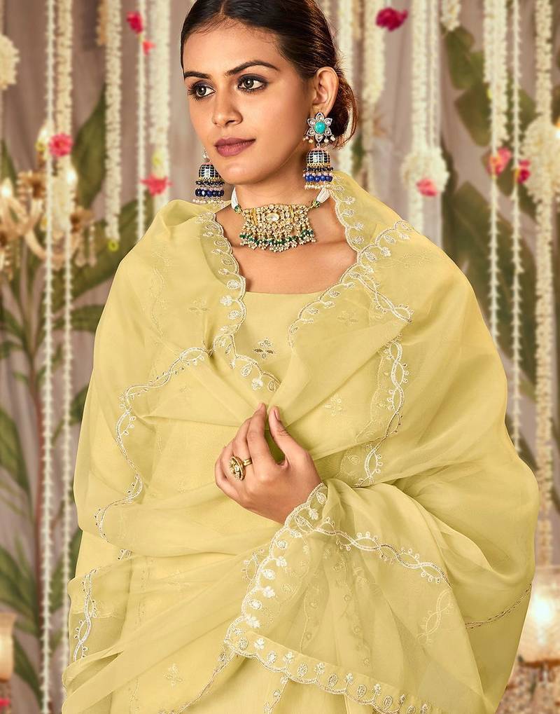 Women Ethnic Motifs Embroidered Regular Thread Work Kurta with Trousers & With Dupatta
