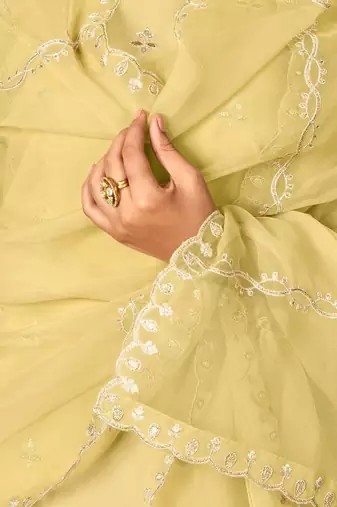 Women Ethnic Motifs Embroidered Regular Thread Work Kurta with Trousers & With Dupatta