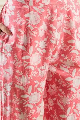 Women Pink Kurta Sets