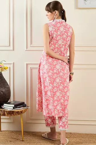 Women Pink Kurta Sets