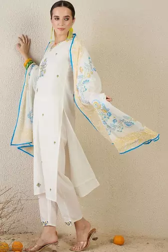 Women Floral Embroidered Regular Thread Work Pure Cotton Kurta with Trousers & With Dupatta